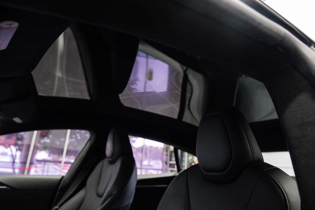 2022 Tesla Model S photo 4