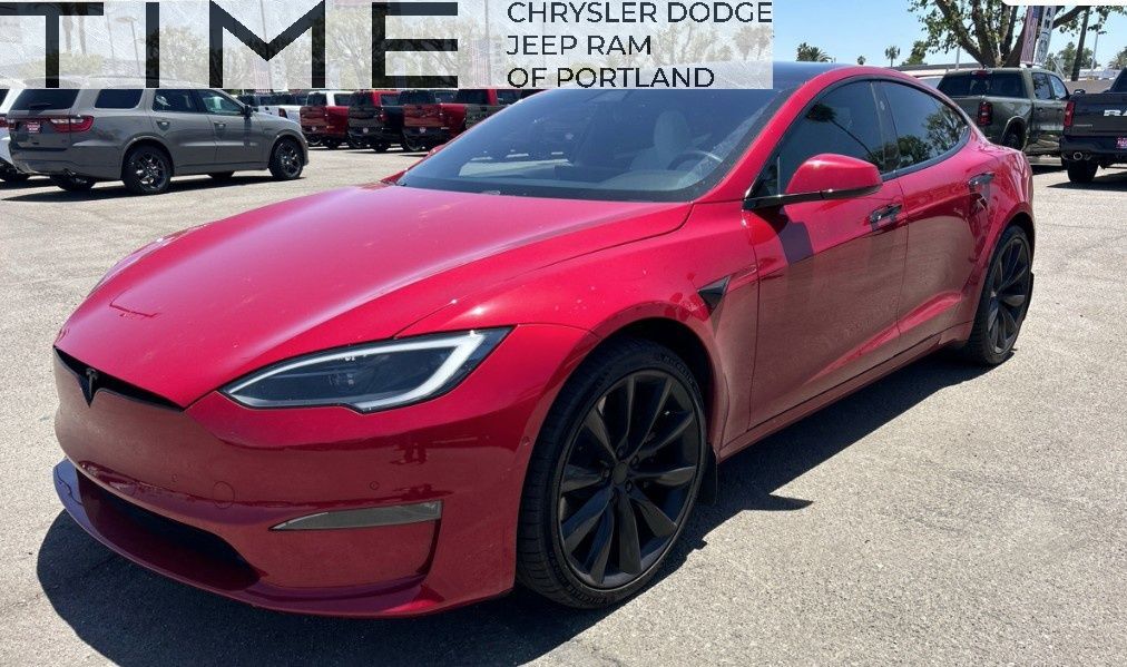 2022 Tesla Model S Base