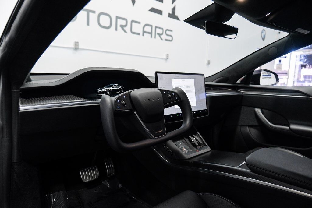 2022 Tesla Model S Plaid