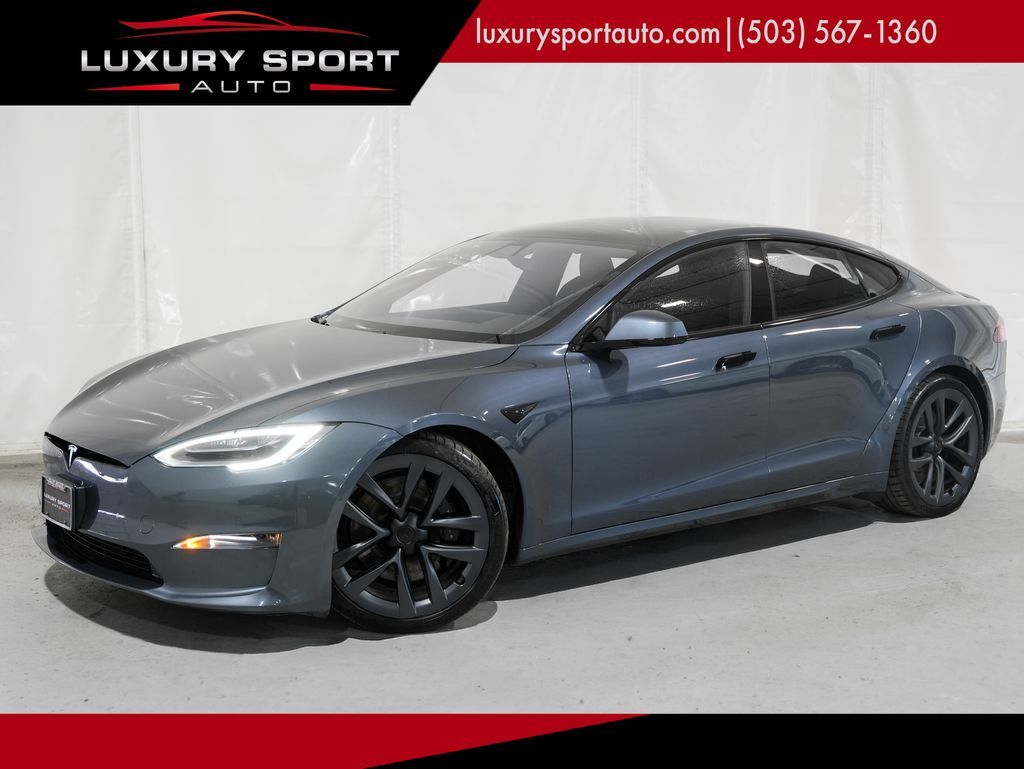 2022 Tesla Model S Plaid