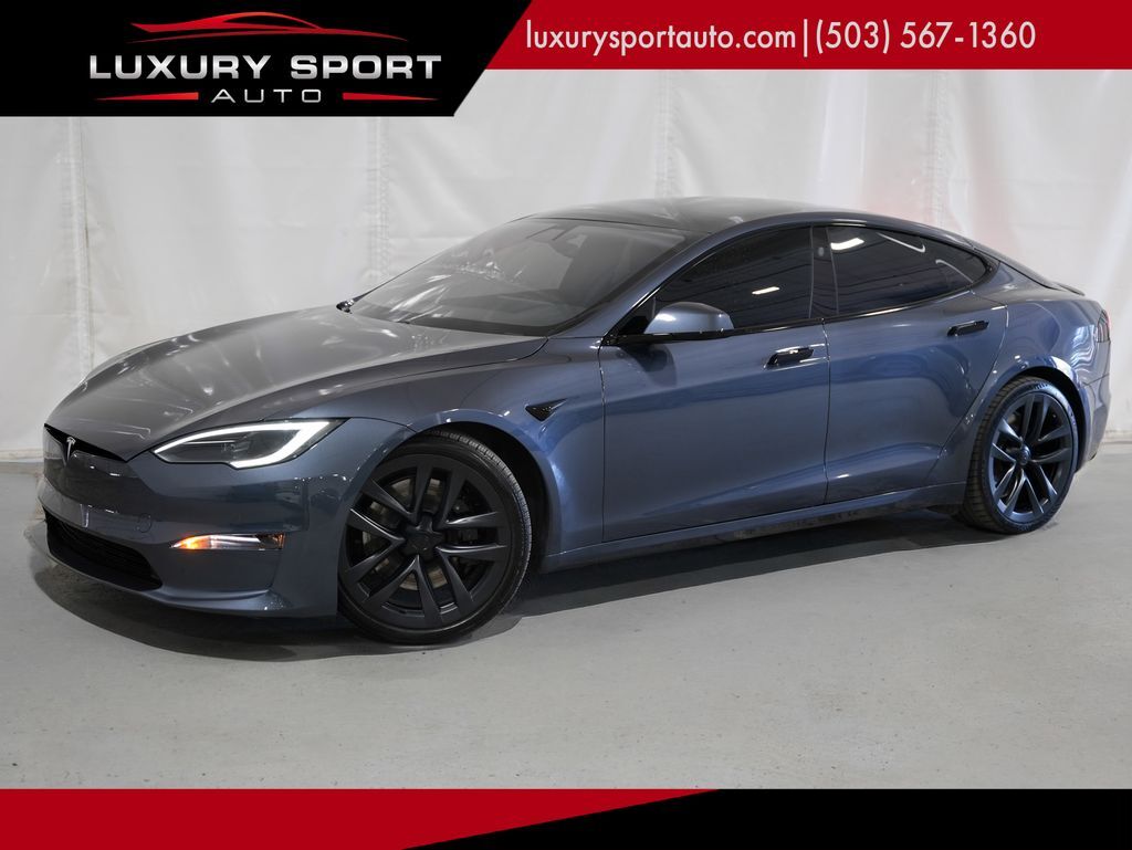 2022 Tesla Model S Plaid