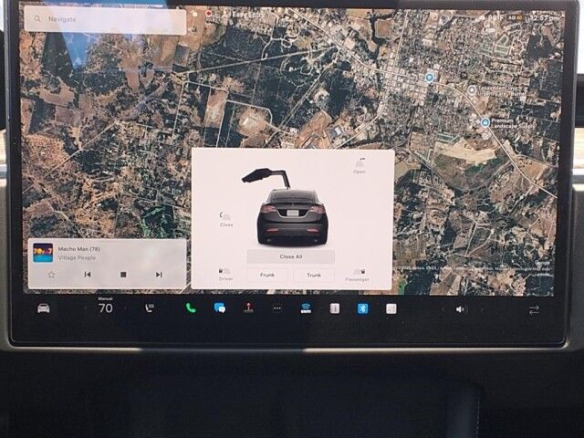2022 Tesla Model X   TX