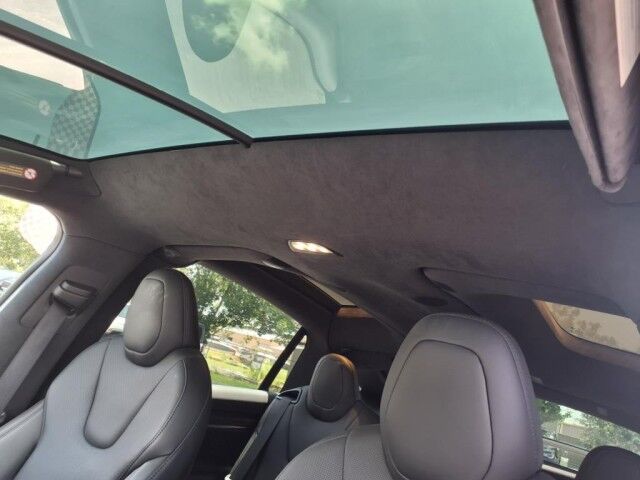 2022 Tesla Model X   TX