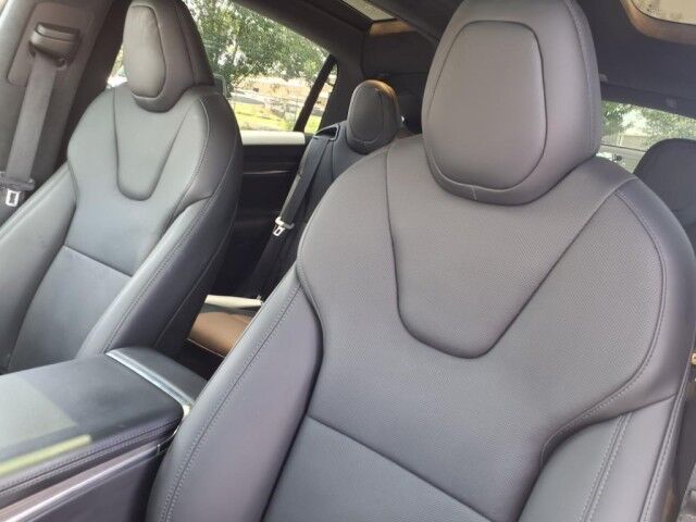 2022 Tesla Model X   TX