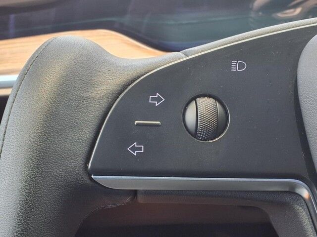 2022 Tesla Model X   TX