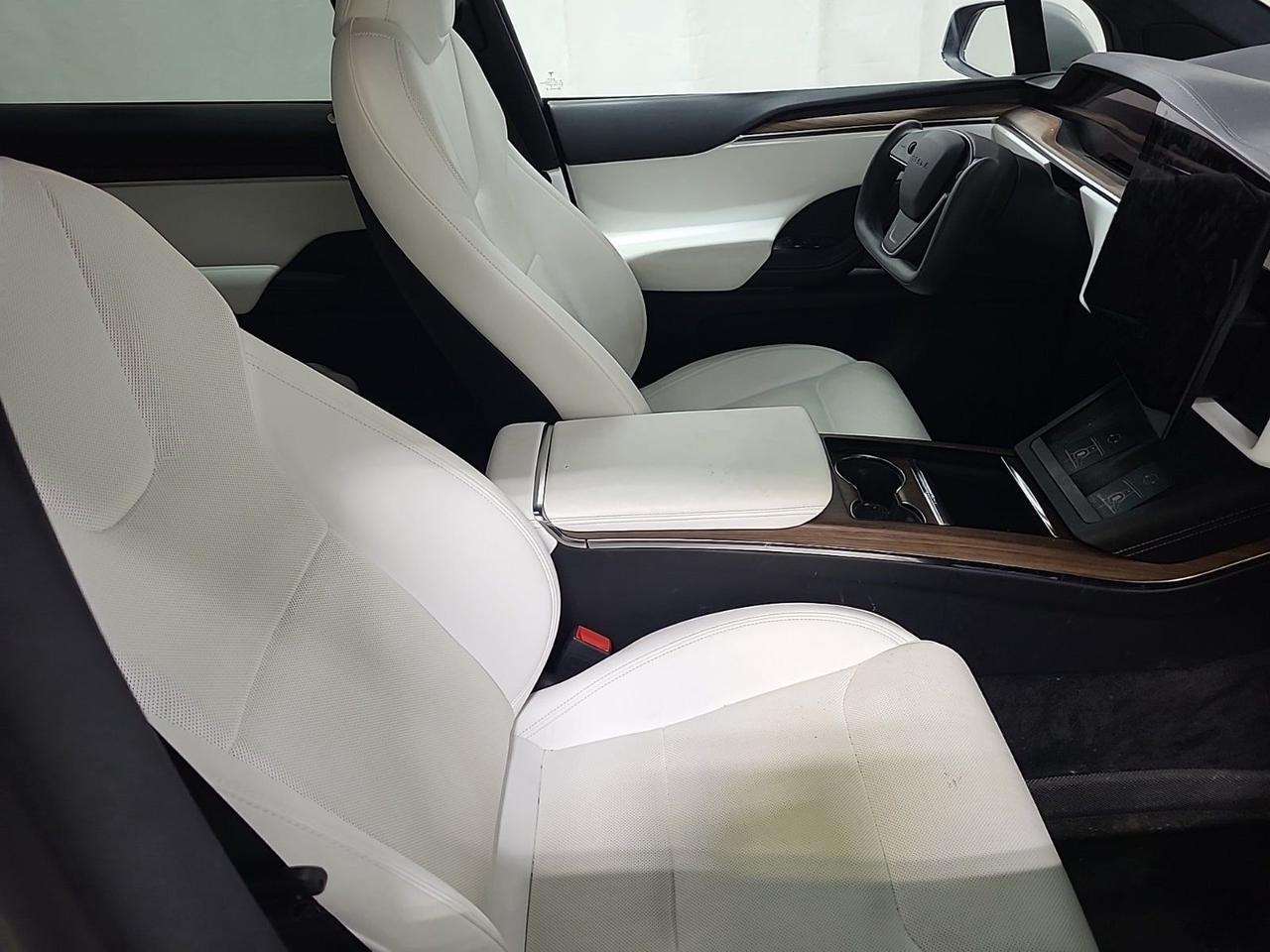 2022 Tesla Model X 1 Owner Second Row Captain's Chairs Portland OR