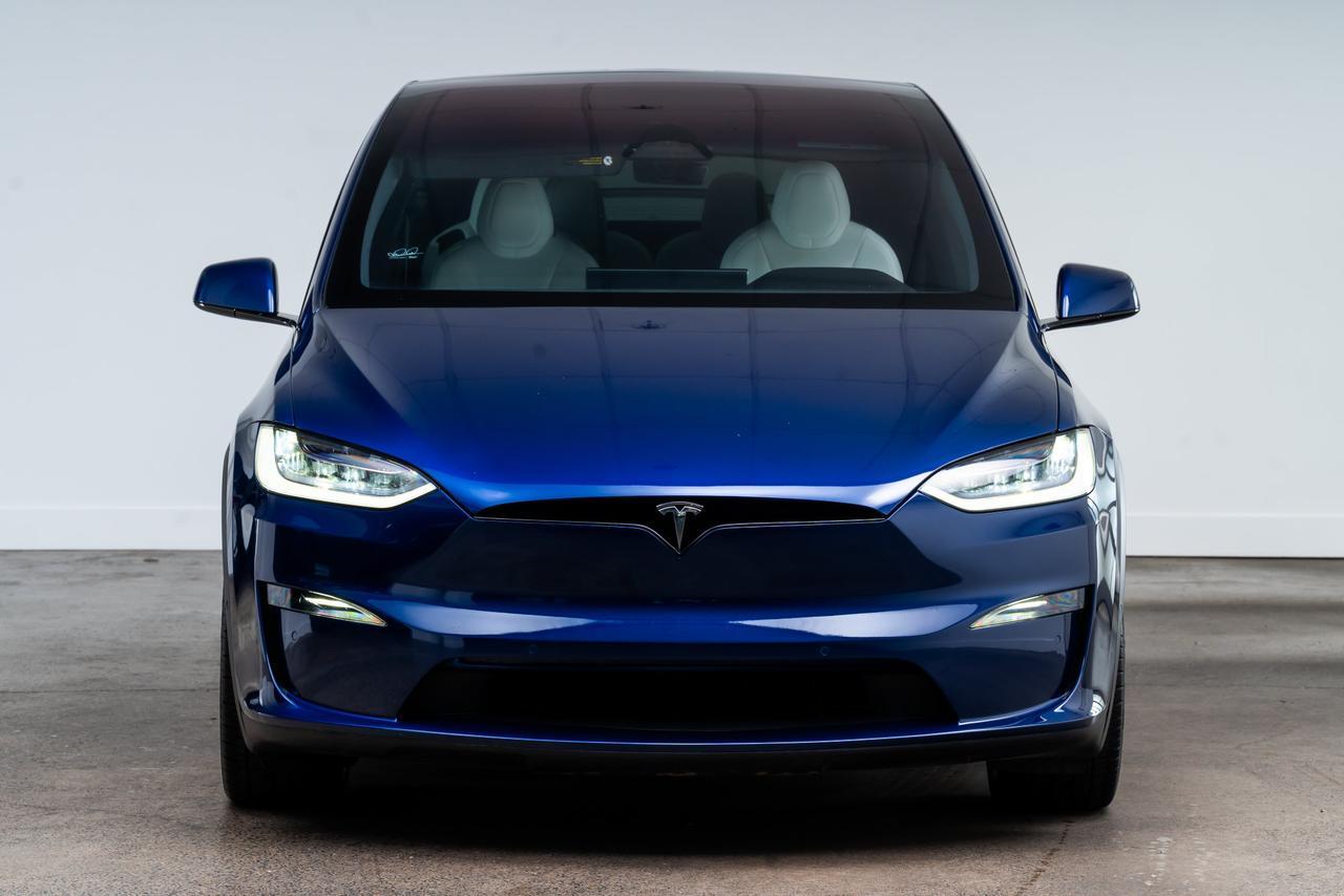 2022 Tesla Model X 1 Owner / Vented Seats / Second Row Captains Chair Portland OR