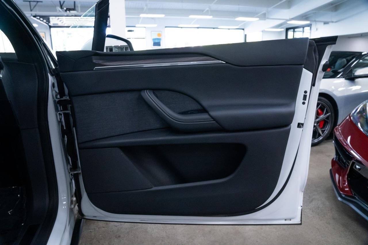 2022 Tesla Model X 3rd Row Seats Full Self Driving Capability Portland OR