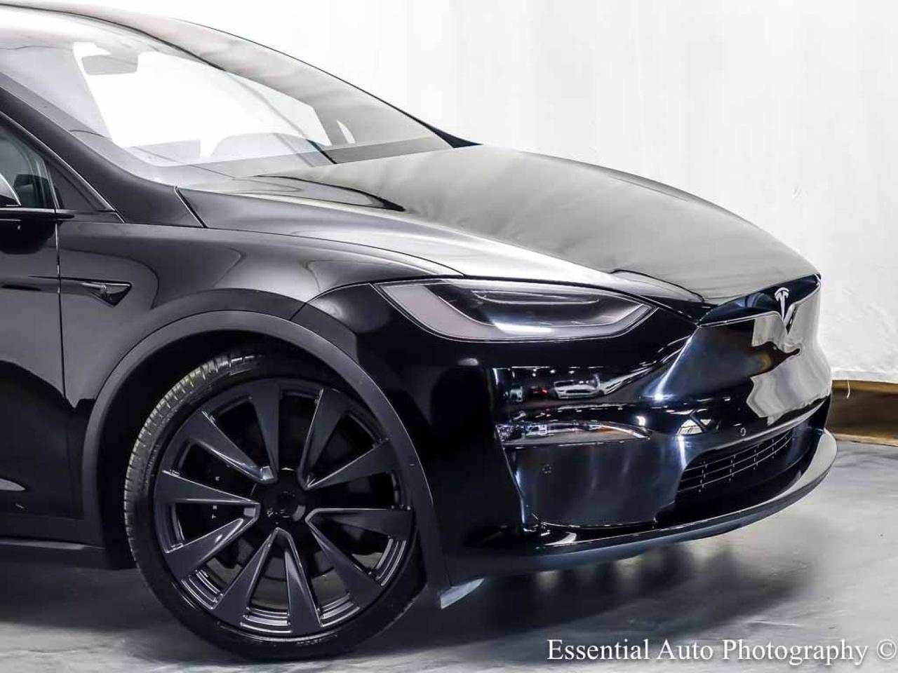 2022 Tesla Model X 6 SEATER