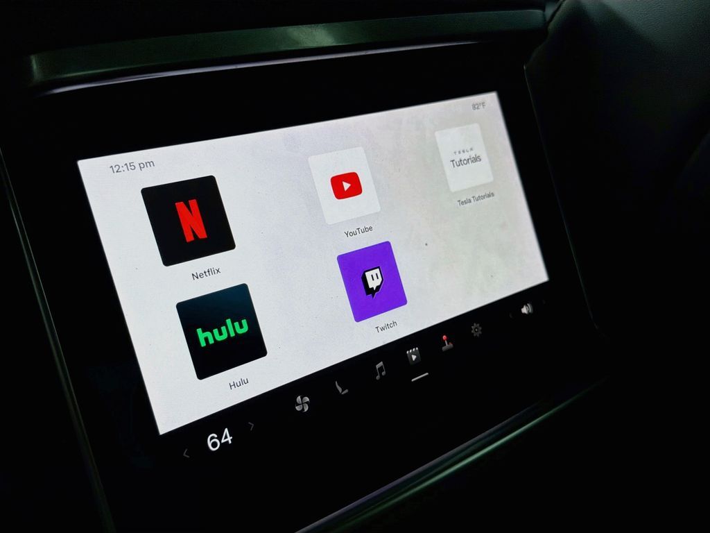 2022 Tesla Model X Base 6 SEATER Willowbrook IL