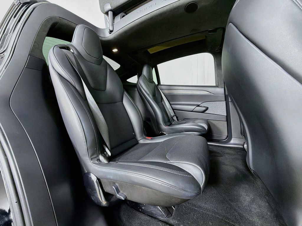 2022 Tesla Model X Base 6 SEATER Willowbrook IL