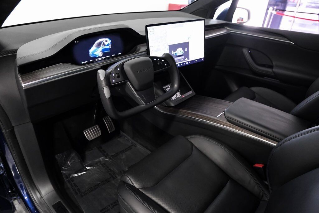 2022 Tesla Model X Base