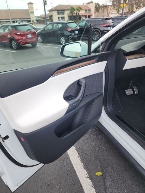 2022 Tesla Model X Base Huntington Beach CA