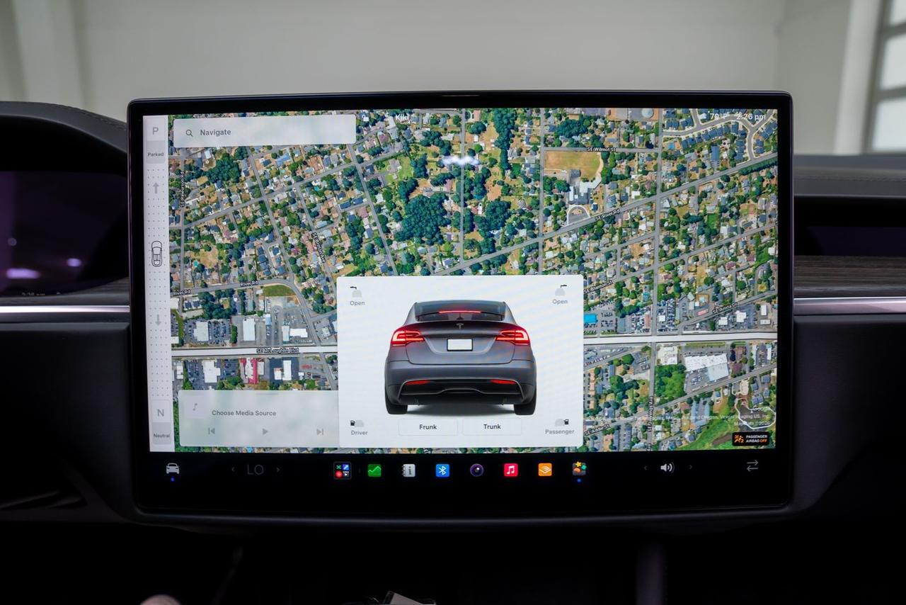2022 Tesla Model X Dual Motor All Wheel Drive 6 Passenger Portland OR