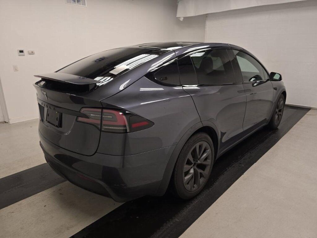 2022 Tesla Model X photo 2