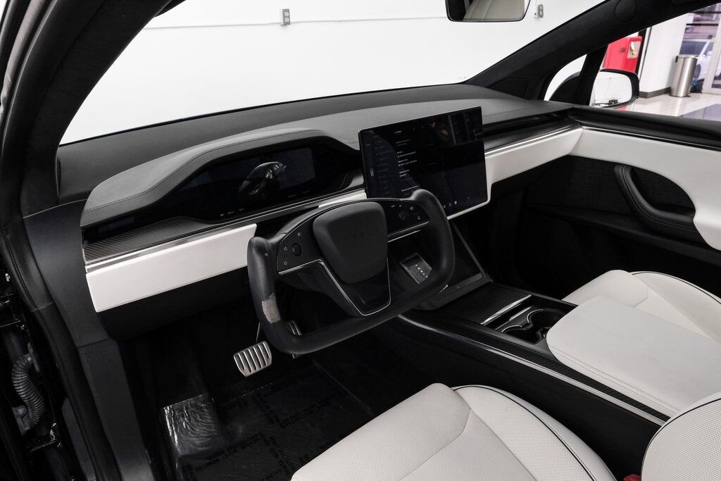 2022 Tesla Model X Plaid