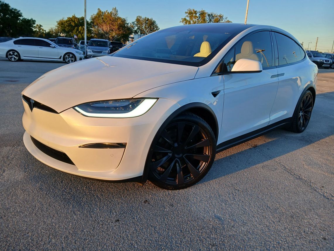 2022 Tesla Model X Plaid Sport Utility 4D