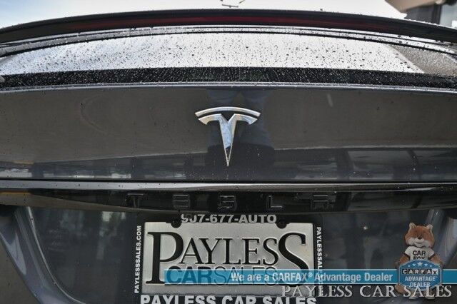 2022 Tesla Model X Plaid / Tri Motor AWD / 1020HP / Heated & Cooled Leather Seats / Heated Steering Yoke / Navigation / Fixed Glass Roof / Lane Departure & Blind Spot / Bluetooth / 333 Mile Range./ Seats 6 / 360 Cam / 1-Owner Anchorage AK