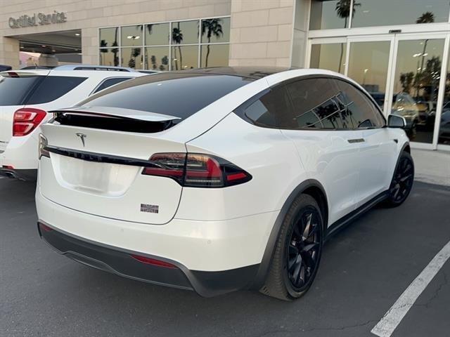 2022 Tesla Model X Plaid