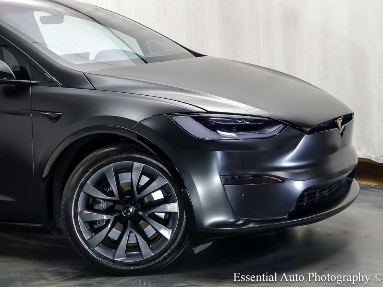 2022 Tesla Model X Plaid