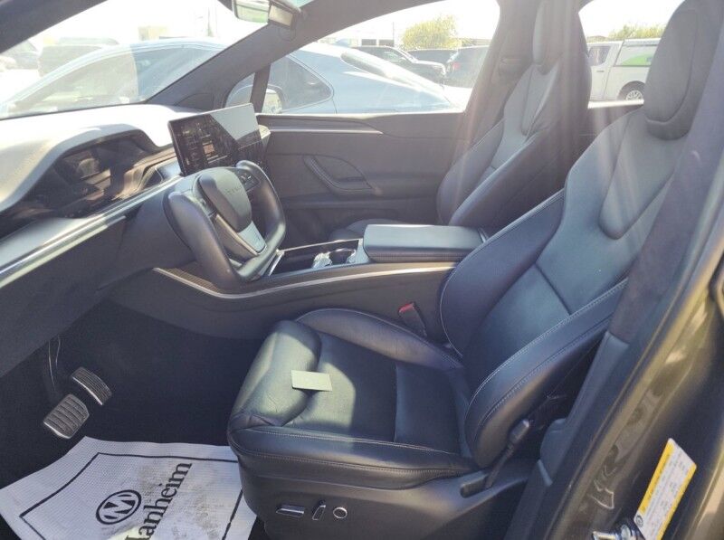 2022 Tesla Model X Plaid