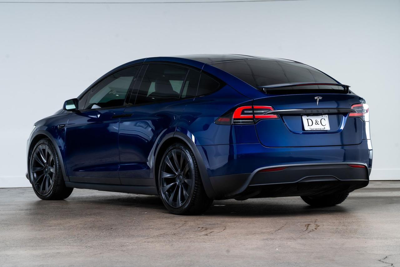 2022 Tesla Model X Second Row Captains Chairs Portland OR