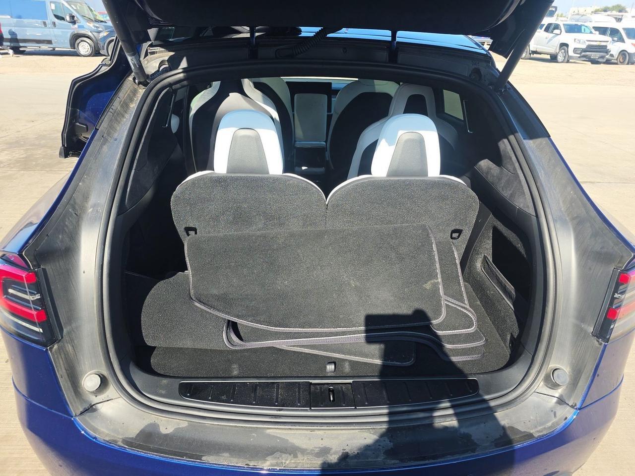 2022 Tesla Model X Second Row Captains Chairs Portland OR