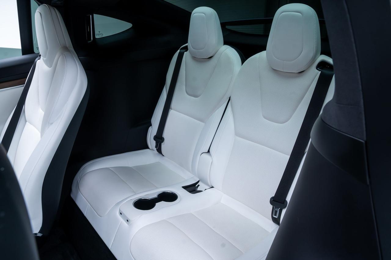 2022 Tesla Model X Second Row Captains Chairs Portland OR