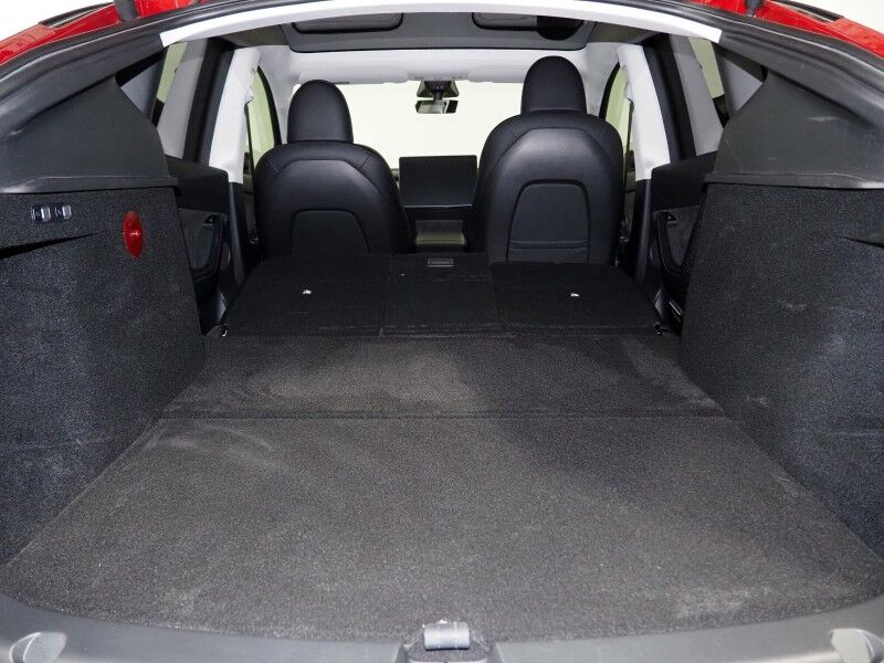 2022 Tesla Model Y Long Range AWD *AUTOPILOT, NAVIGATION, SAFETY ALERTS, ADAPTIVE CRUISE, SURROUND VIEW CAMERAS, PANORAMA GLASS ROOF, HEATED SEATS/STEERING WHEEL, WIRELESS CHARGING Round Rock TX