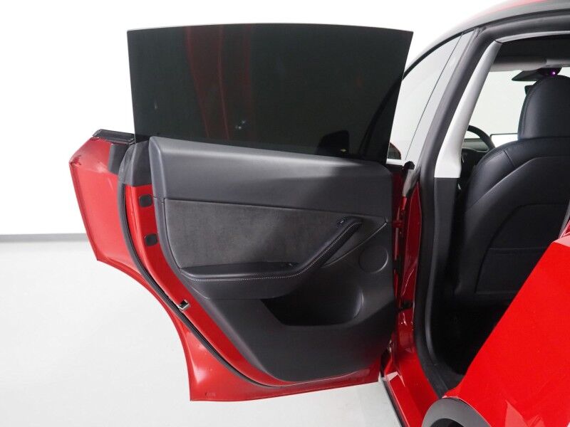 2022 Tesla Model Y Long Range AWD *AUTOPILOT, NAVIGATION, SAFETY ALERTS, ADAPTIVE CRUISE, SURROUND VIEW CAMERAS, PANORAMA GLASS ROOF, HEATED SEATS/STEERING WHEEL, WIRELESS CHARGING Round Rock TX