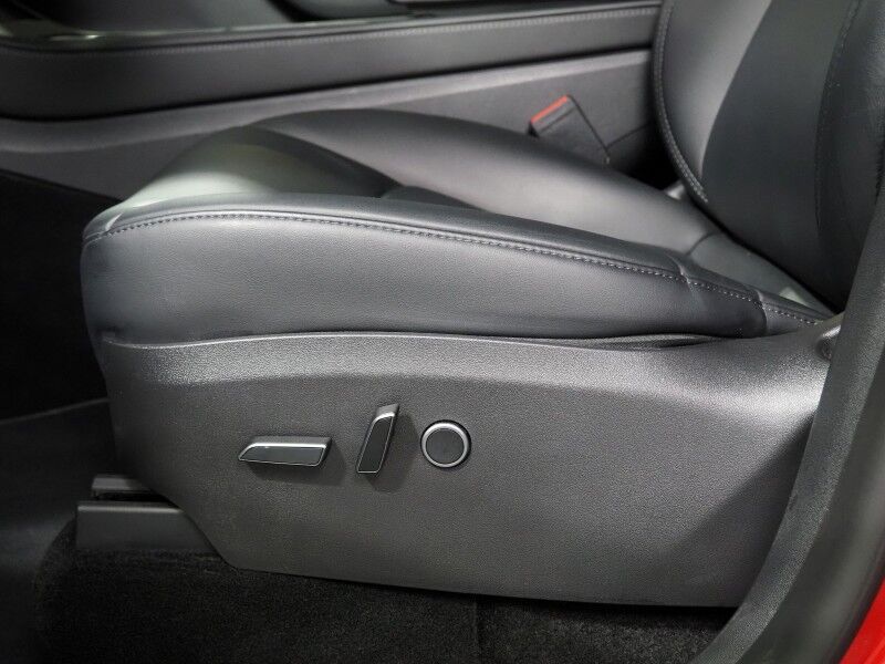 2022 Tesla Model Y Long Range AWD *AUTOPILOT, NAVIGATION, SAFETY ALERTS, ADAPTIVE CRUISE, SURROUND VIEW CAMERAS, PANORAMA GLASS ROOF, HEATED SEATS/STEERING WHEEL, WIRELESS CHARGING Round Rock TX