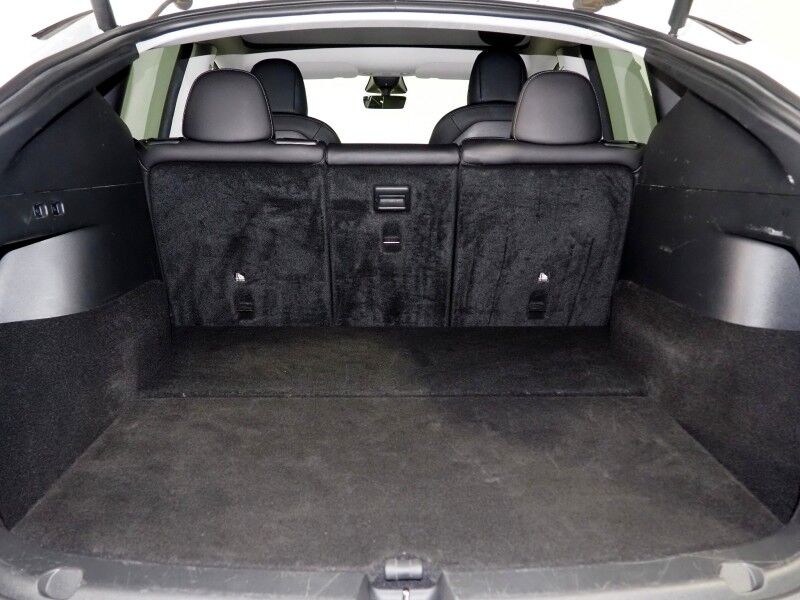 2022 Tesla Model Y Long Range AWD *AUTOPILOT, NAVIGATION, SAFETY ALERTS, ADAPTIVE CRUISE, SURROUND VIEW CAMERAS, PANORAMA GLASS ROOF, HEATED SEATS/STEERING WHEEL, WIRELESS CHARGING Round Rock TX