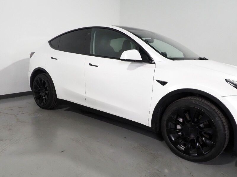 2022 Tesla Model Y Long Range AWD *AUTOPILOT, NAVIGATION, SAFETY ALERTS, ADAPTIVE CRUISE, SURROUND VIEW CAMERAS, PANORAMA GLASS ROOF, HEATED SEATS/STEERING WHEEL, WIRELESS CHARGING Round Rock TX