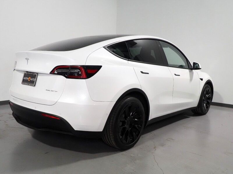 2022 Tesla Model Y Long Range AWD *AUTOPILOT, NAVIGATION, SAFETY ALERTS, ADAPTIVE CRUISE, SURROUND VIEW CAMERAS, PANORAMA GLASS ROOF, HEATED SEATS/STEERING WHEEL, WIRELESS CHARGING Round Rock TX