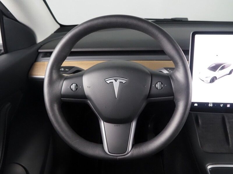 2022 Tesla Model Y Long Range AWD *AUTOPILOT, NAVIGATION, SAFETY ALERTS, ADAPTIVE CRUISE, SURROUND VIEW CAMERAS, PANORAMA GLASS ROOF, HEATED SEATS/STEERING WHEEL, WIRELESS CHARGING Round Rock TX