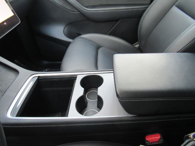 2022 Tesla Model Y Long Range Dual Motor All-Wheel Drive Plano TX
