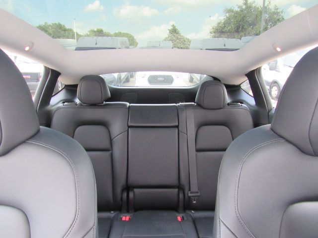 2022 Tesla Model Y Long Range Dual Motor All-Wheel Drive Plano TX