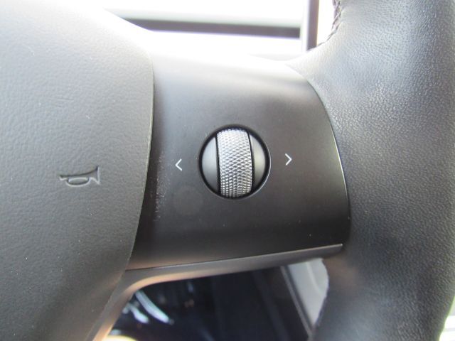 2022 Tesla Model Y Long Range Dual Motor All-Wheel Drive Plano TX