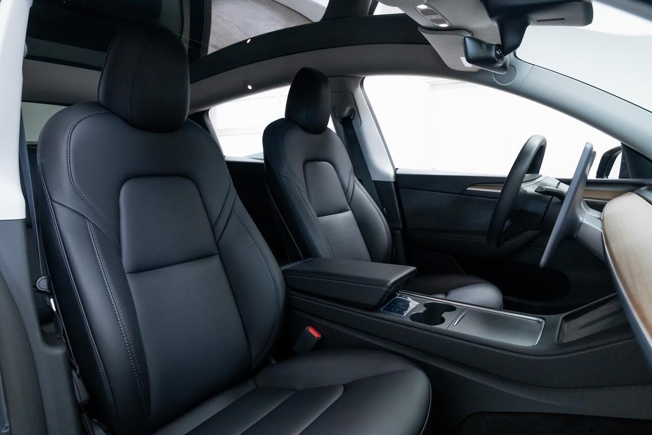 2022 Tesla Model Y Long Range Heated Seats Premium Connectivity Portland OR