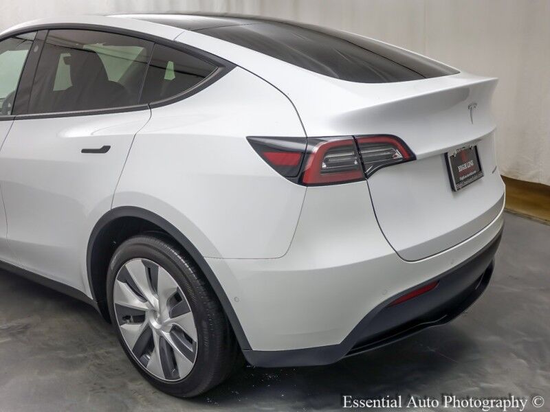 2022 Tesla Model Y Long Range PRICE INCLUDES $4000 IRS TAX CREDIT!! YOU MUST QUALIFY!! Willowbrook IL
