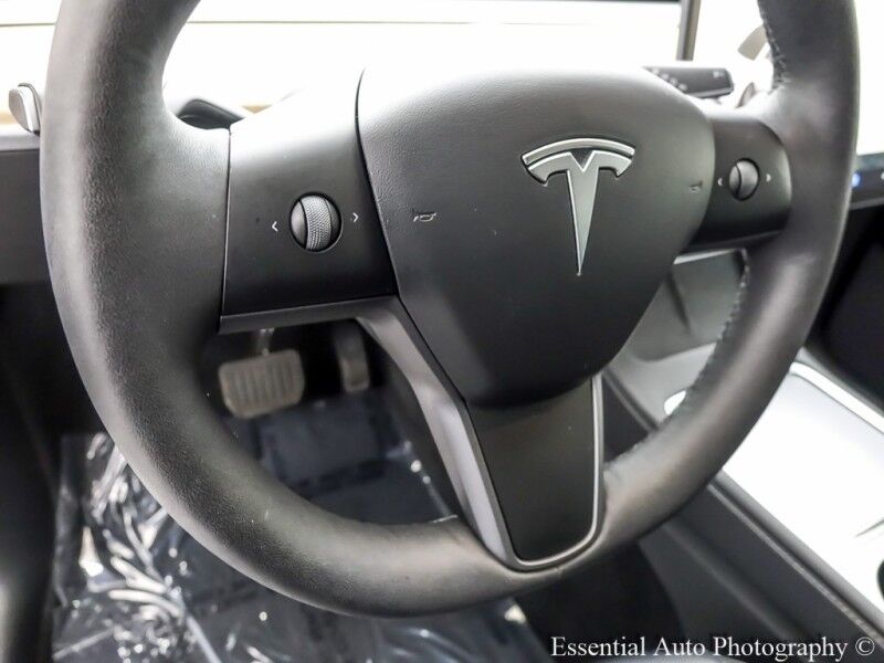 2022 Tesla Model Y Long Range PRICE INCLUDES $4000 IRS TAX CREDIT!! YOU MUST QUALIFY!! Willowbrook IL