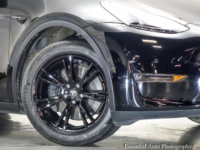 2022 Tesla Model Y Long Range PRICE INCLUDES THE $4000 FED EV TAX CREDIT Willowbrook IL
