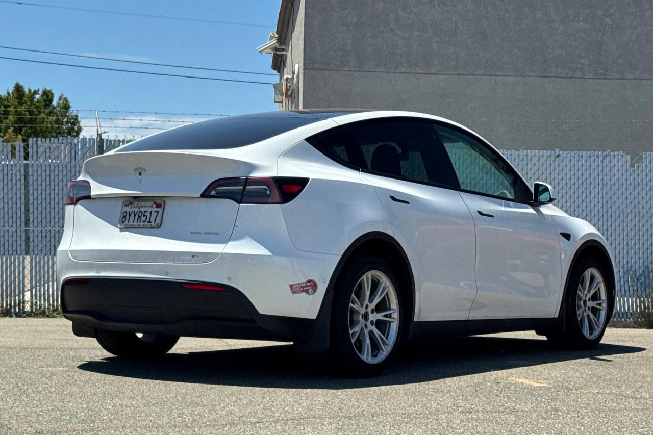 2022 Tesla Model Y Long Range