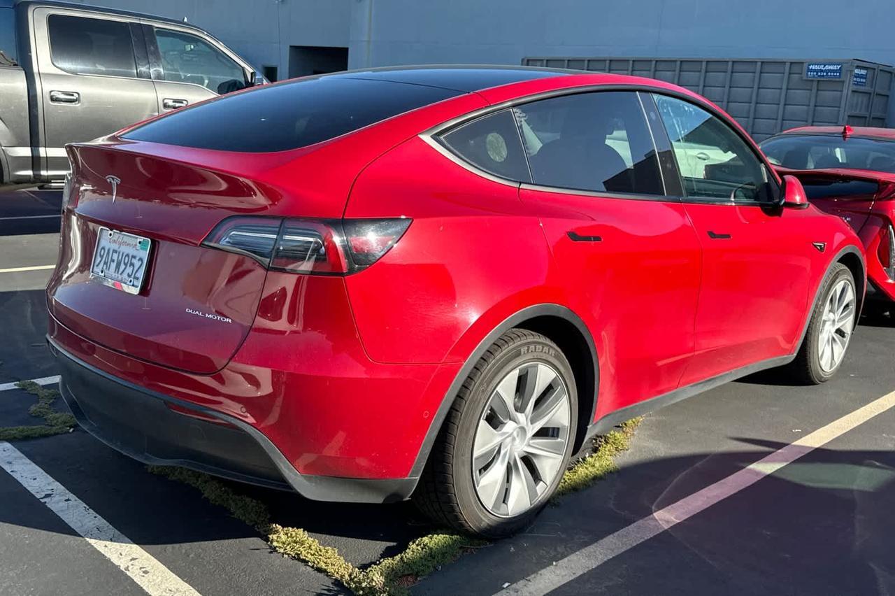 2022 Tesla Model Y Long Range