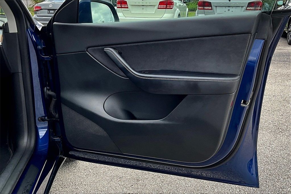 2022 Tesla Model Y Long Range Sport Utility 4D Maitland FL