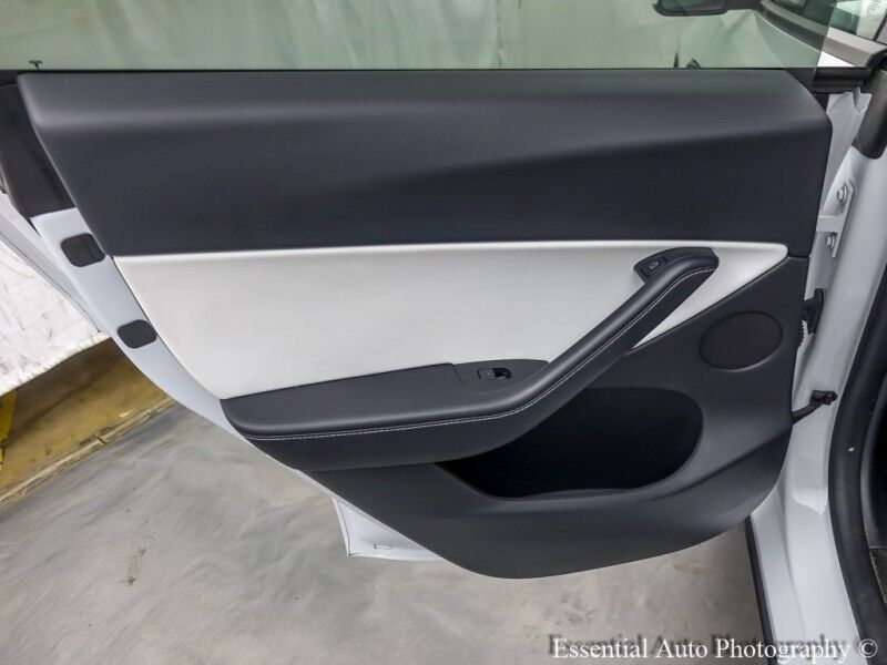 2022 Tesla Model Y Long Range Willowbrook IL