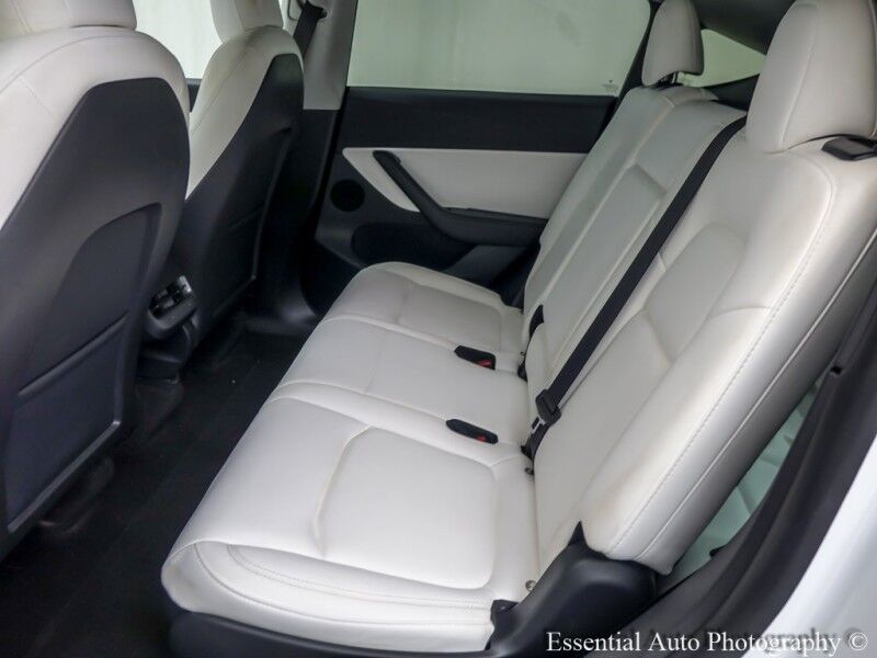 2022 Tesla Model Y Long Range Willowbrook IL