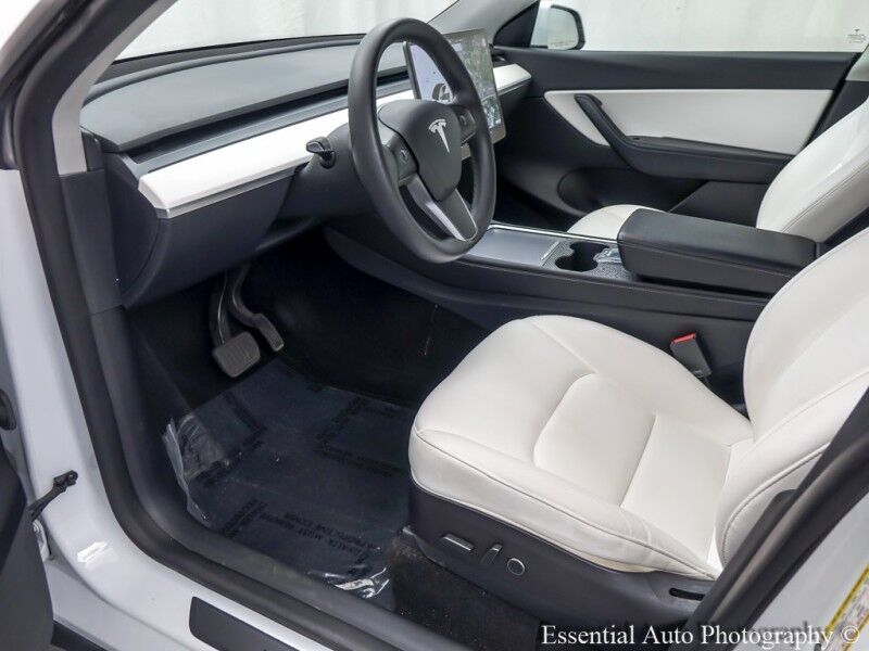 2022 Tesla Model Y Long Range Willowbrook IL