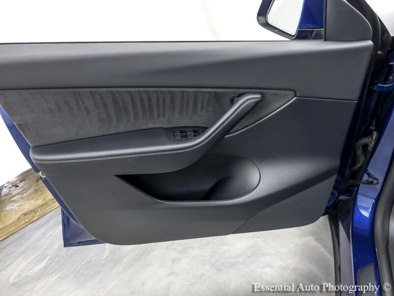 2022 Tesla Model Y Long Range Willowbrook IL