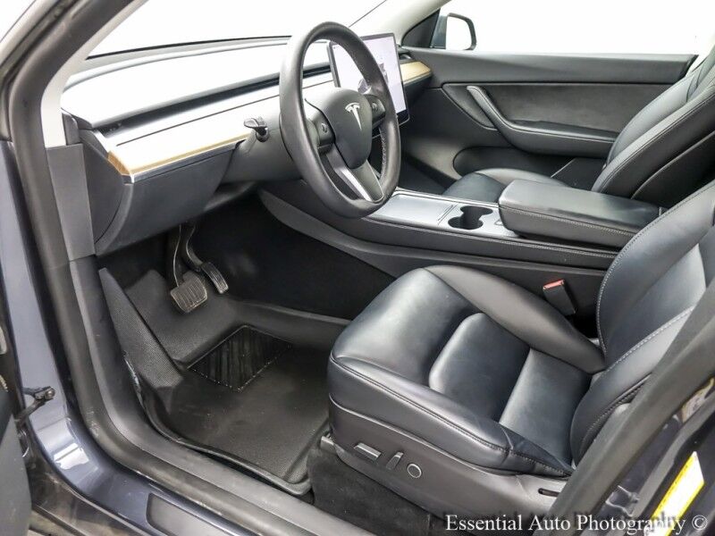2022 Tesla Model Y Long RangePRICE INCLUDES $4000 IRS TAX CREDIT!! YOU MUST QUALIFY! Willowbrook IL
